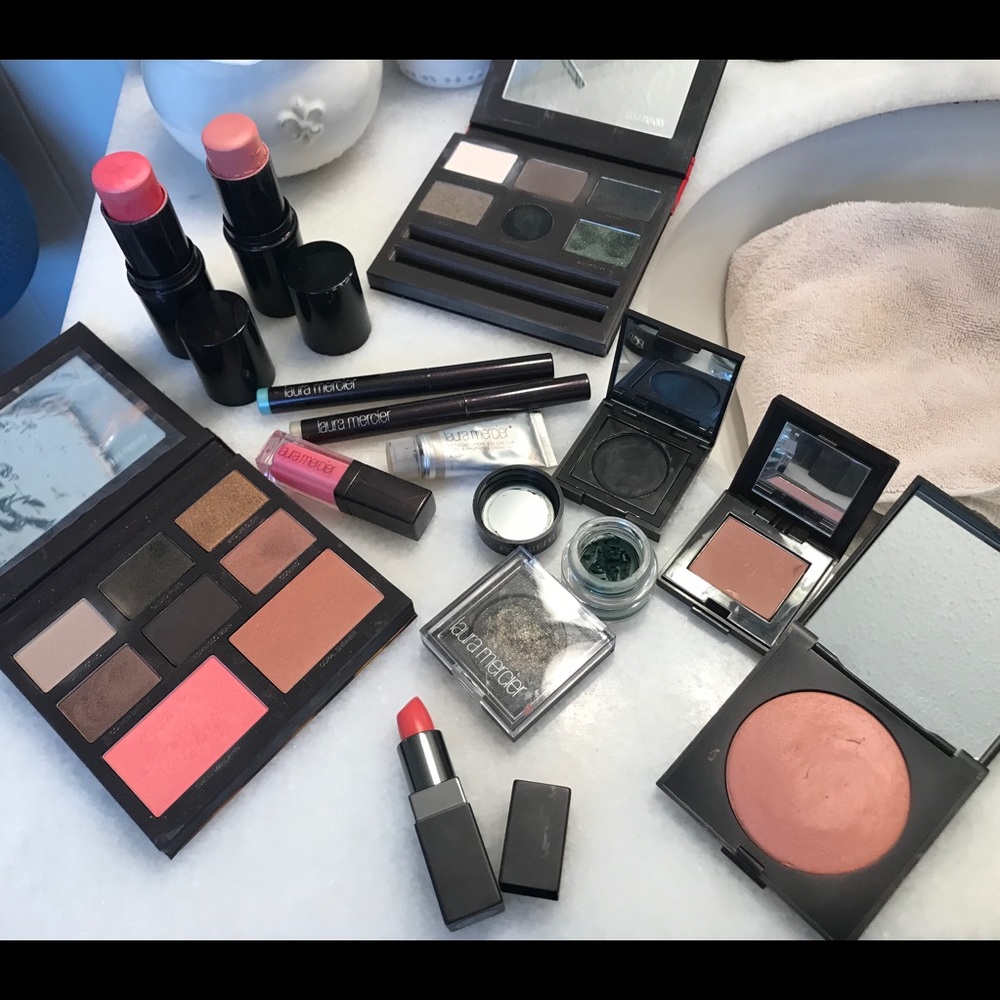 Laura Mercier ❤️ - large lot